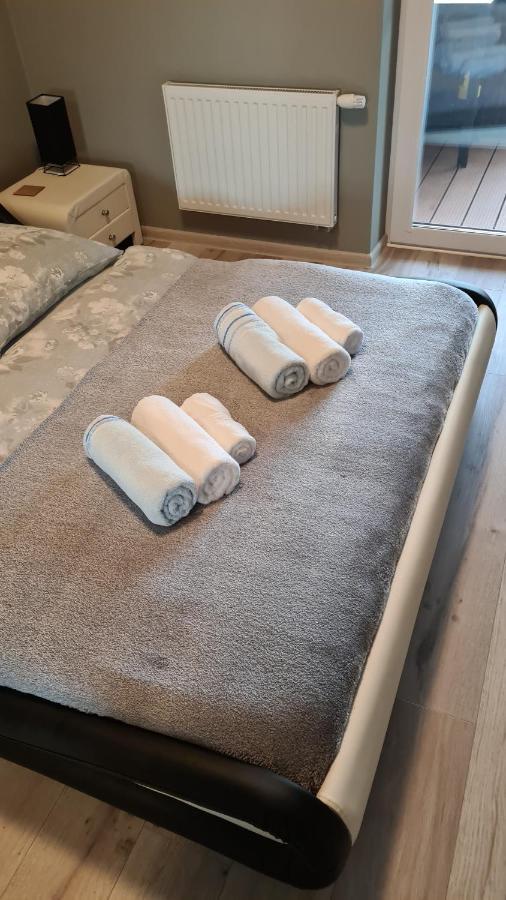 Apartament - Jacuzzi رشيشوف المظهر الخارجي الصورة