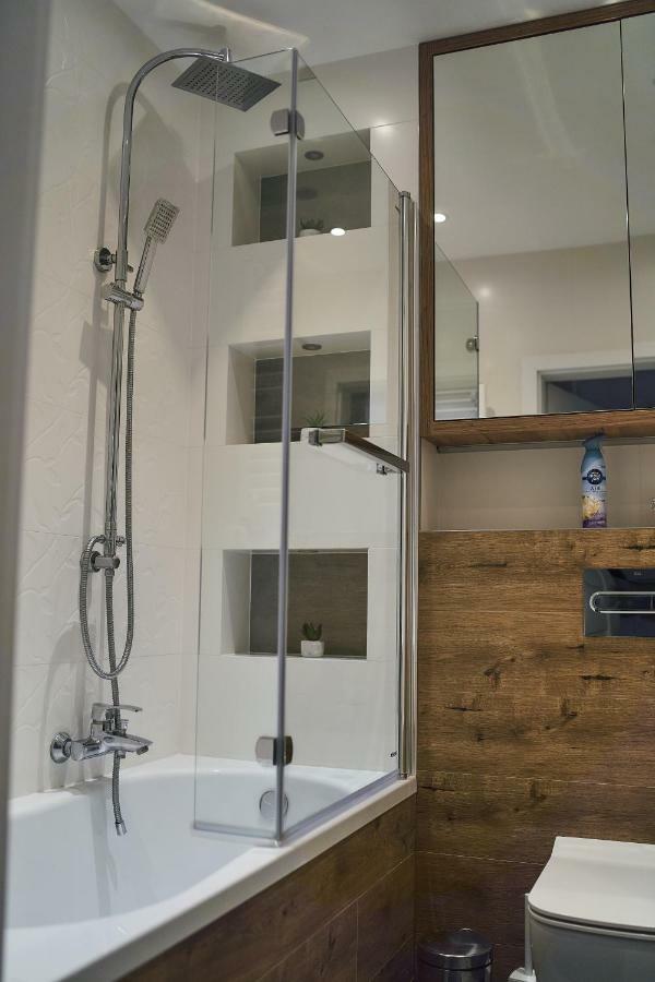 Apartament - Jacuzzi رشيشوف المظهر الخارجي الصورة