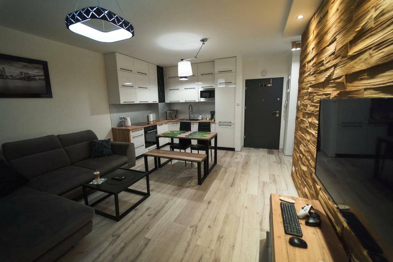 Apartament - Jacuzzi رشيشوف المظهر الخارجي الصورة